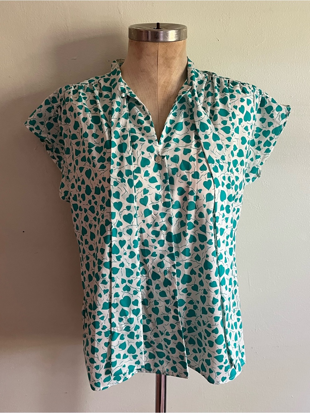 Easlon park Women’s Teal and White Printed Cap Sleeve Blouse